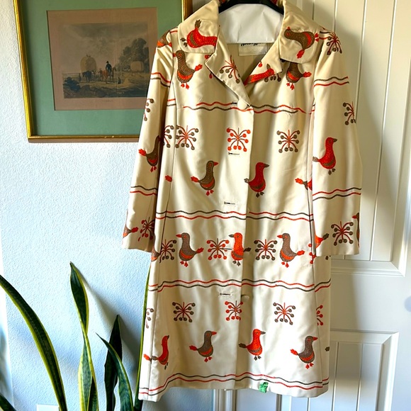 RARE Vintage Neiman Marcus Couture coat with embroidered birds 60’s 70’s size L - Picture 3 of 12